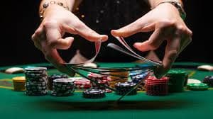 Aksi pertandingan sepak bola virtual dalam turnamen genz1221